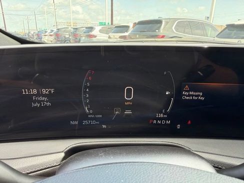Used 2024 Cadillac XT4 Luxury w/ Cold Weather Package FWD image 30