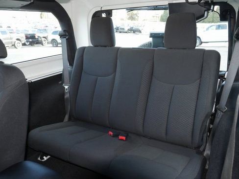 Used 2018 Jeep Wrangler Sport image 19