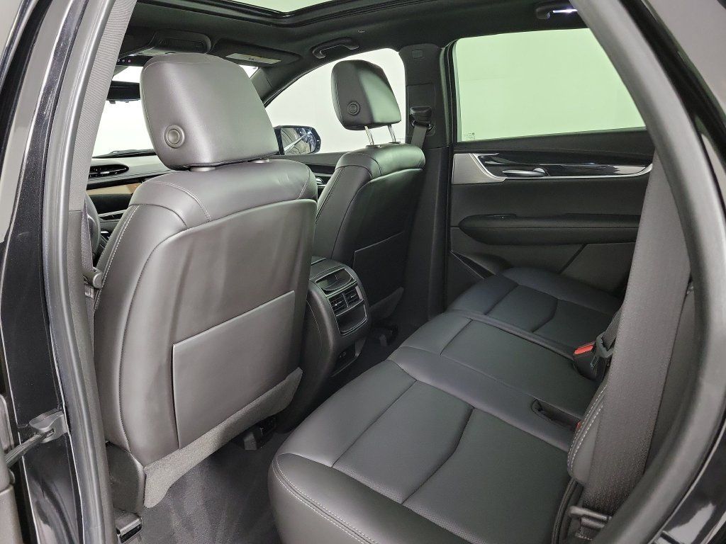 Used 2023 Cadillac XT5 Premium Luxury w/ Technology Package FWD image 13