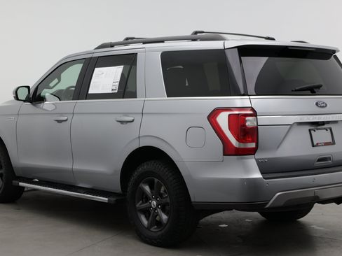 Used 2021 Ford Expedition XLT AWD/4WD image 6