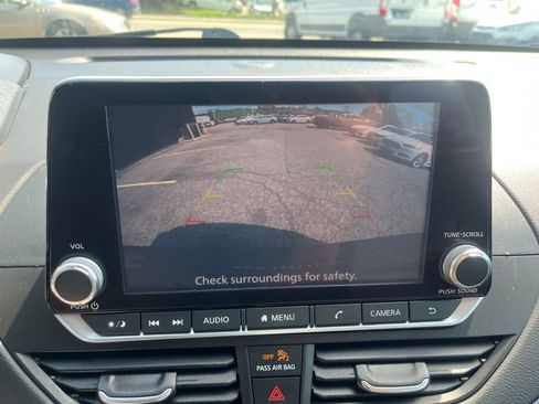 Used 2021 Nissan Altima 2.5 SV FWD image 34