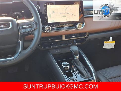 Used 2026 GMC Canyon AT4 w/ AT4 Premium Package image 7