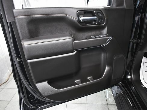 Used 2022 GMC Sierra 1500 AT4 image 10