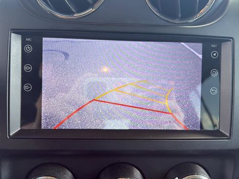Used 2016 Jeep Patriot High Altitude FWD image 21