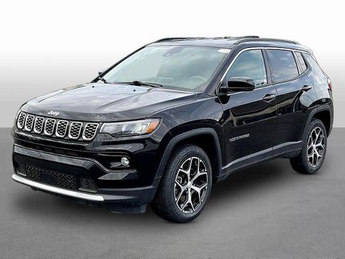 Used 2024 Jeep Compass Limited AWD/4WD image 3