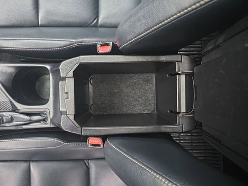 Used 2013 Toyota RAV4 Limited image 26