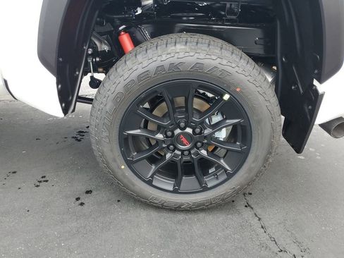 New 2026 Toyota Tundra Limited image 8