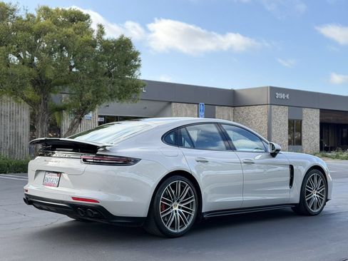 Used 2019 Porsche Panamera GTS AWD/4WD image 8