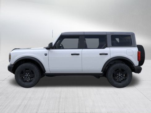 New 2025 Ford Bronco Big Bend w/ Black Diamond Package image 3