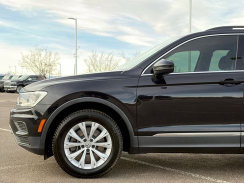 Used 2018 Volkswagen Tiguan SE image 10