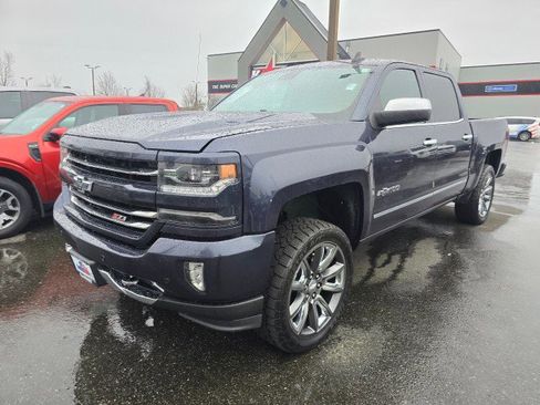 Used 2018 Chevrolet Silverado 1500 LTZ Z71 w/ Centennial Edition image 6