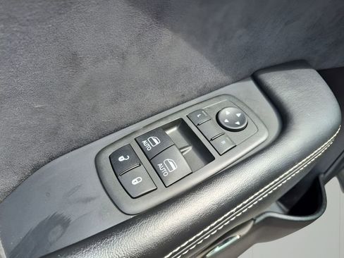 Used 2022 Dodge Challenger SRT Hellcat w/ Plus Package image 21