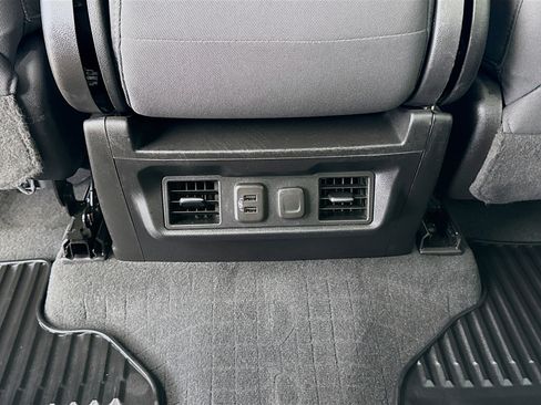 Used 2021 GMC Sierra 1500 Elevation image 26