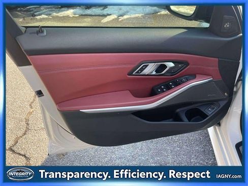 Used 2023 BMW M340i xDrive image 16