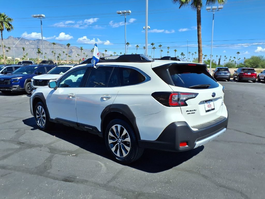 Certified 2024 Subaru Outback Touring AWD/4WD image 13