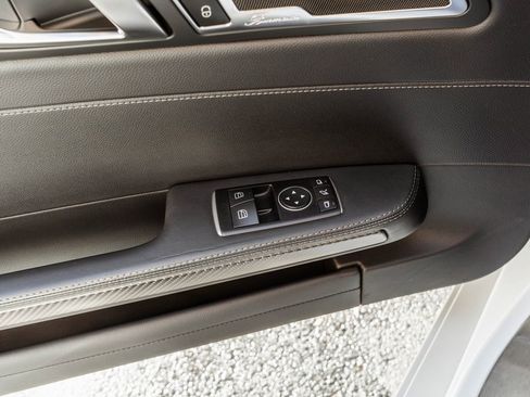 Used 2018 Mercedes-Benz AMG GT Roadster w/ Lane Tracking Package image 17