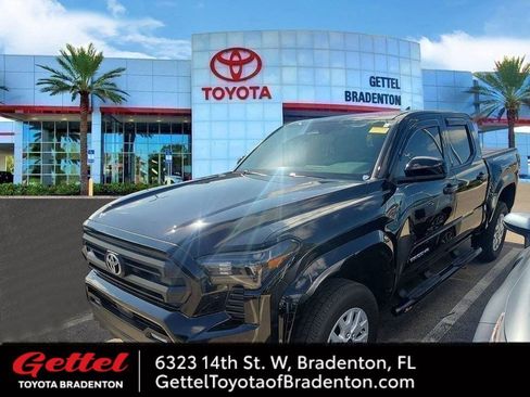 Certified 2025 Toyota Tacoma SR5 image 1