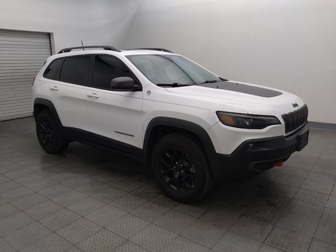 Used 2021 Jeep Cherokee Trailhawk w/ Sun, Sound & Nav Group AWD/4WD image 11