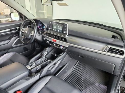 Used 2020 Kia Telluride S FWD image 24
