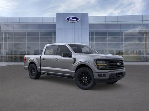 New 2025 Ford F150 XLT w/ Equipment Group 302A MID image 7