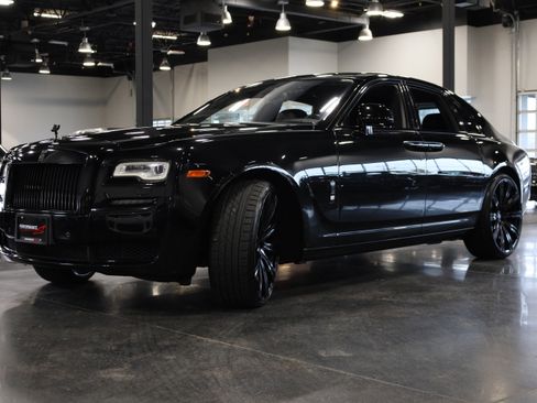 Used 2015 Rolls-Royce Ghost Base image 3