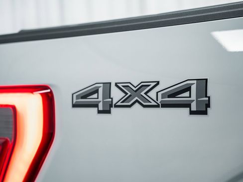 Certified 2023 Ford F150 Lariat w/ Equipment Group 502A High image 27