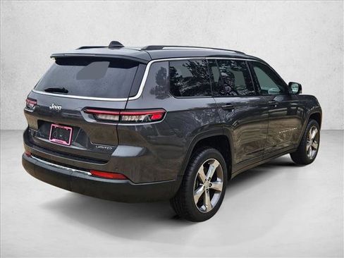 Used 2022 Jeep Grand Cherokee L Limited image 5