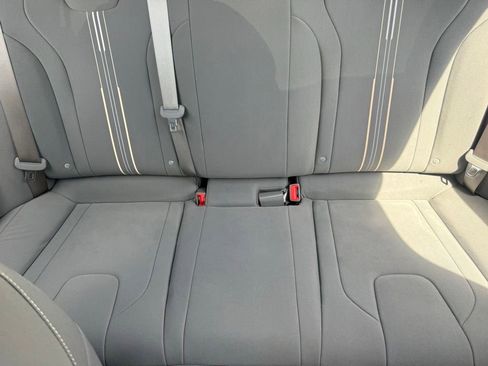 Used 2025 Hyundai Elantra Sport FWD image 30