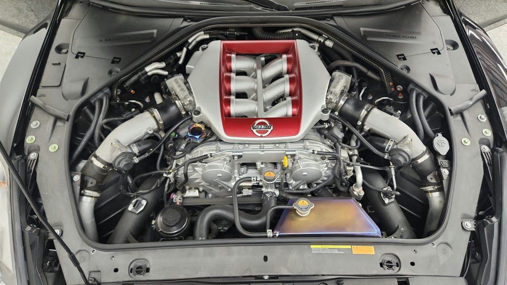 Used 2012 Nissan GT-R Black Edition AWD/4WD image 81
