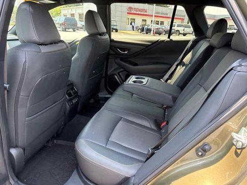 Used 2022 Subaru Outback Wilderness AWD/4WD image 9