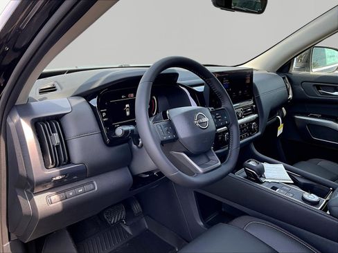 New 2026 Nissan Pathfinder SL AWD/4WD image 15