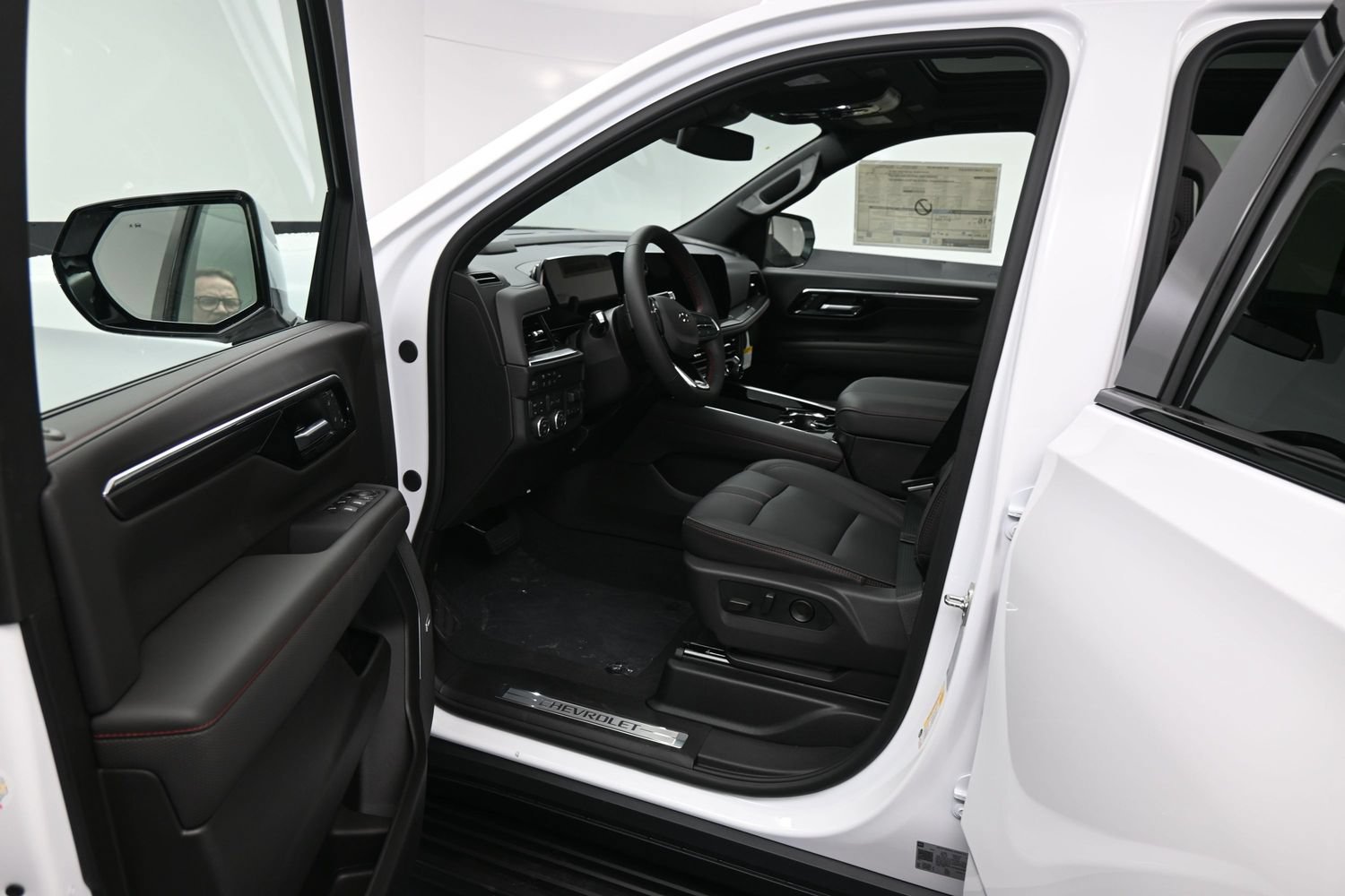 New 2026 Chevrolet Tahoe RST w/ RST Capability Package AWD/4WD image 18