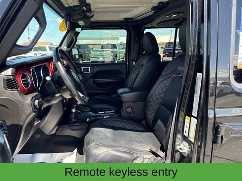 Used 2018 Jeep Wrangler Unlimited Rubicon AWD/4WD image 12
