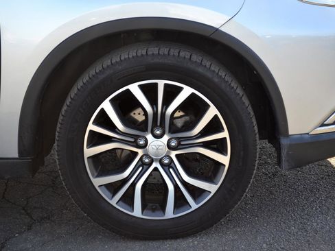 Used 2018 Mitsubishi Outlander SE image 60