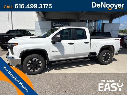 Used 2021 Chevrolet Silverado 2500 W/T w/ WT Fleet Convenience Package AWD/4WD image 3