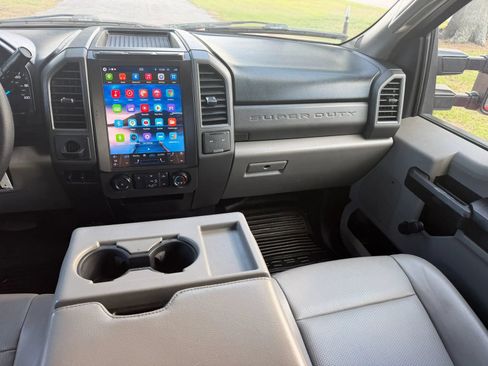 Used 2017 Ford F250 XL AWD/4WD image 14