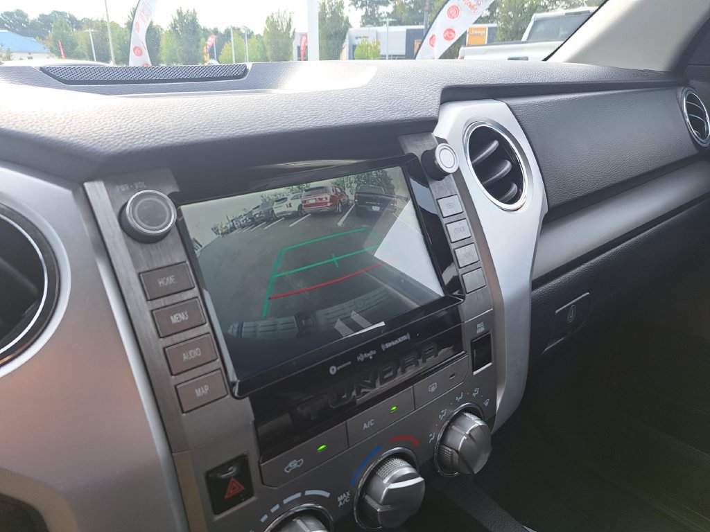 Used 2020 Toyota Tundra SR5 w/ SR5 Upgrade Package AWD/4WD image 17