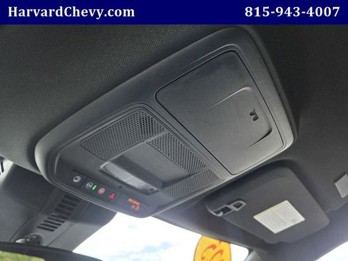 Used 2025 Chevrolet Traverse LT AWD/4WD image 15