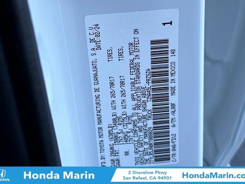 Used 2024 Toyota Tacoma TRD Off-Road image 35