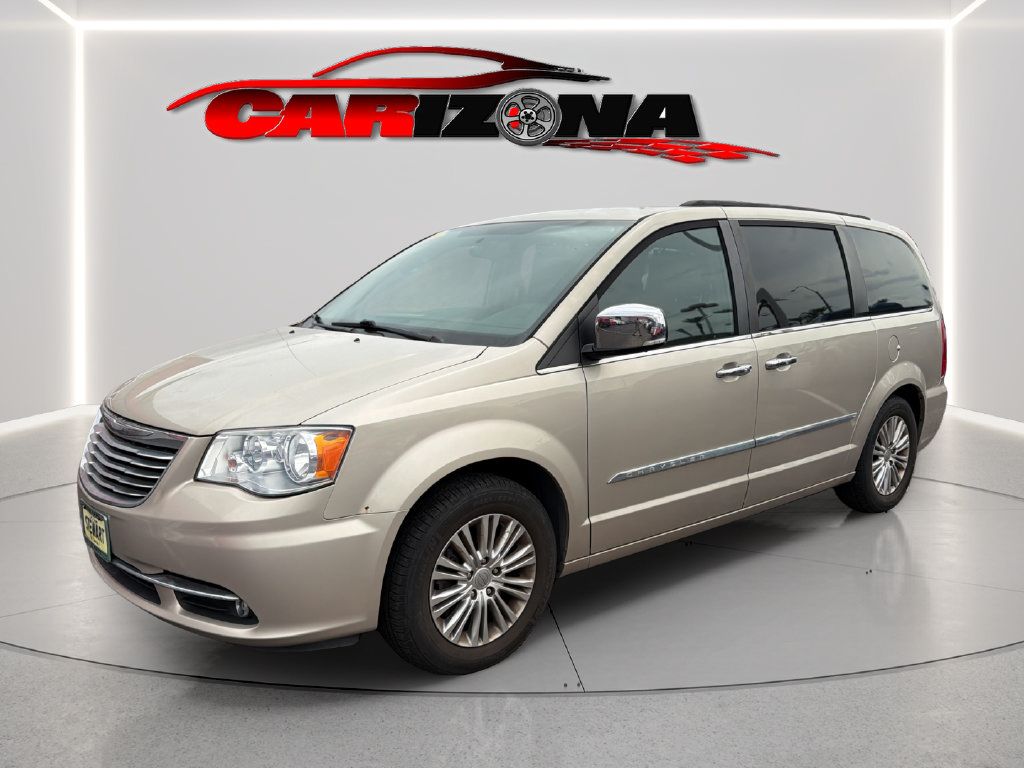 Used 2015 Chrysler Town & Country Touring-L w/ Driver Convenience Group FWD image 12