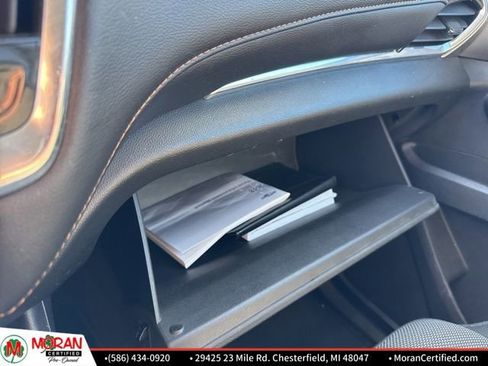 Used 2018 Chevrolet Traverse LT image 18