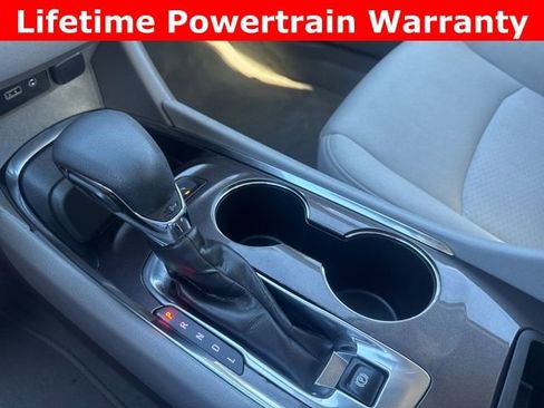 Used 2025 Chevrolet Malibu LT image 16