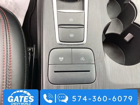 Used 2025 Ford Escape ST-Line image 28