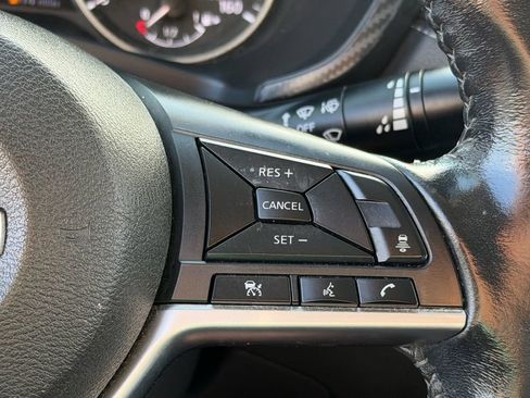 Certified 2021 Nissan Sentra SV FWD image 27