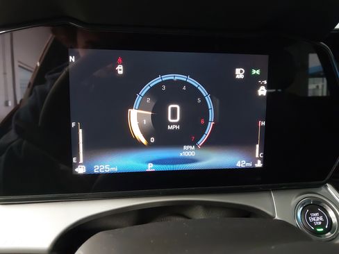 Used 2025 Chevrolet Trax LT w/ Driver Confidence Package image 19