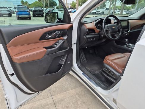 Used 2019 Chevrolet Traverse High Country AWD/4WD image 7