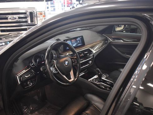 Used 2018 BMW 540i RWD image 39