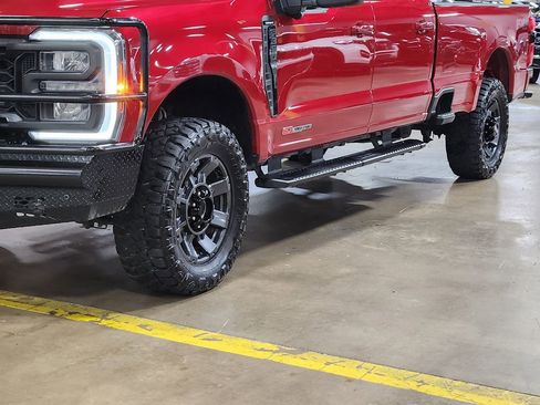 Used 2024 Ford F350 Lariat w/ Lariat Ultimate Package AWD/4WD image 17