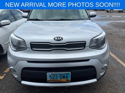 Used 2018 Kia Soul + FWD image 2