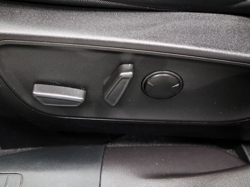 Certified 2023 Ford Escape SE FWD image 25